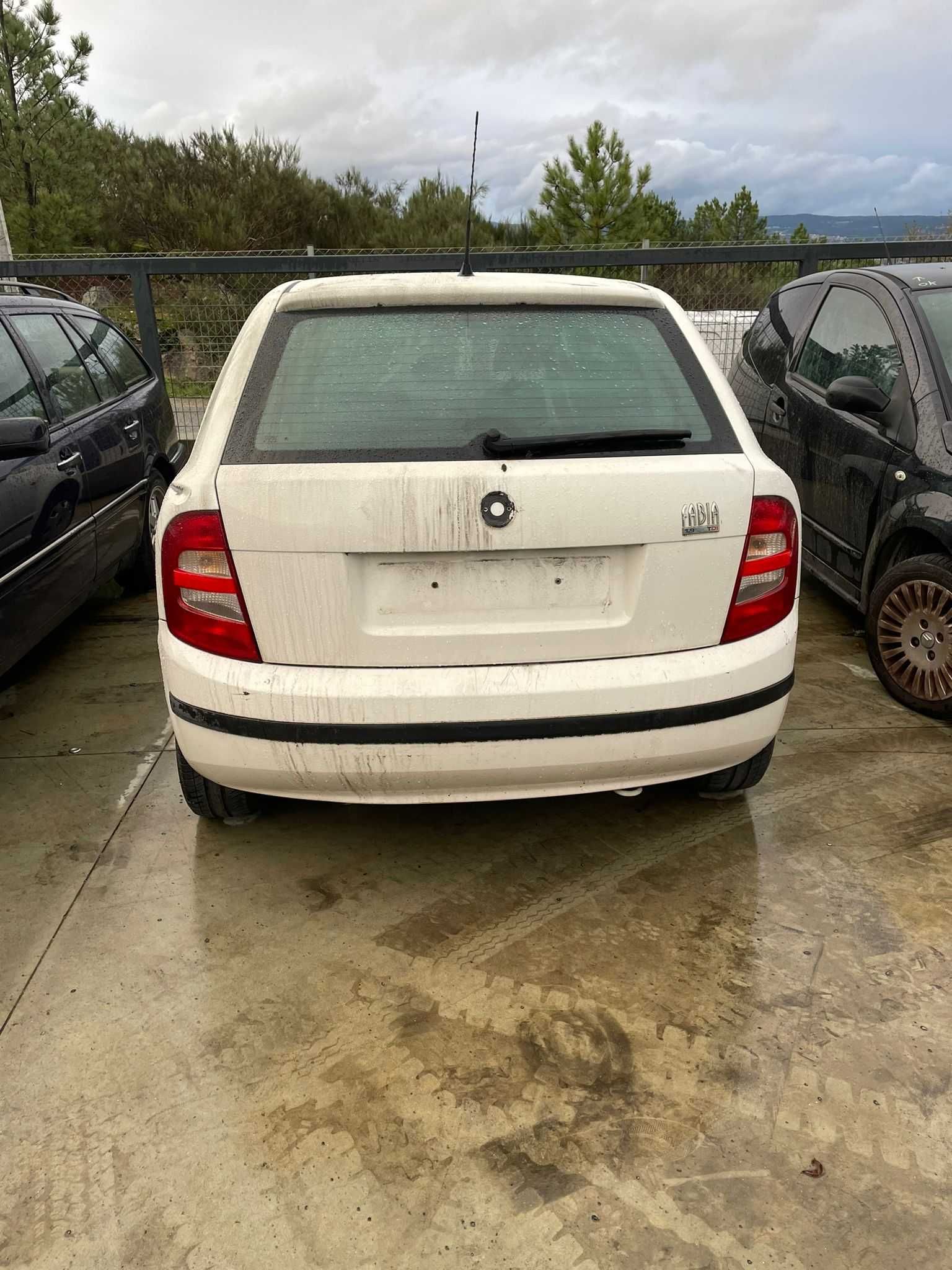 SKODA FABIA 1.9TDI Para Peças