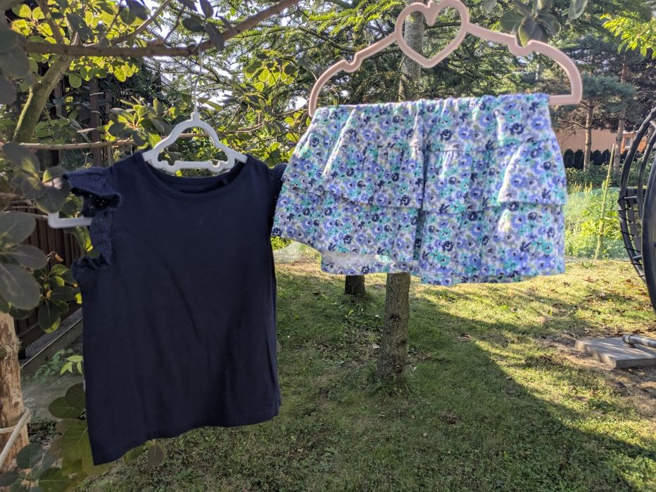 Komplet zestaw koszulka top ażur spódniczka kwiaty Nutmeg 98-104