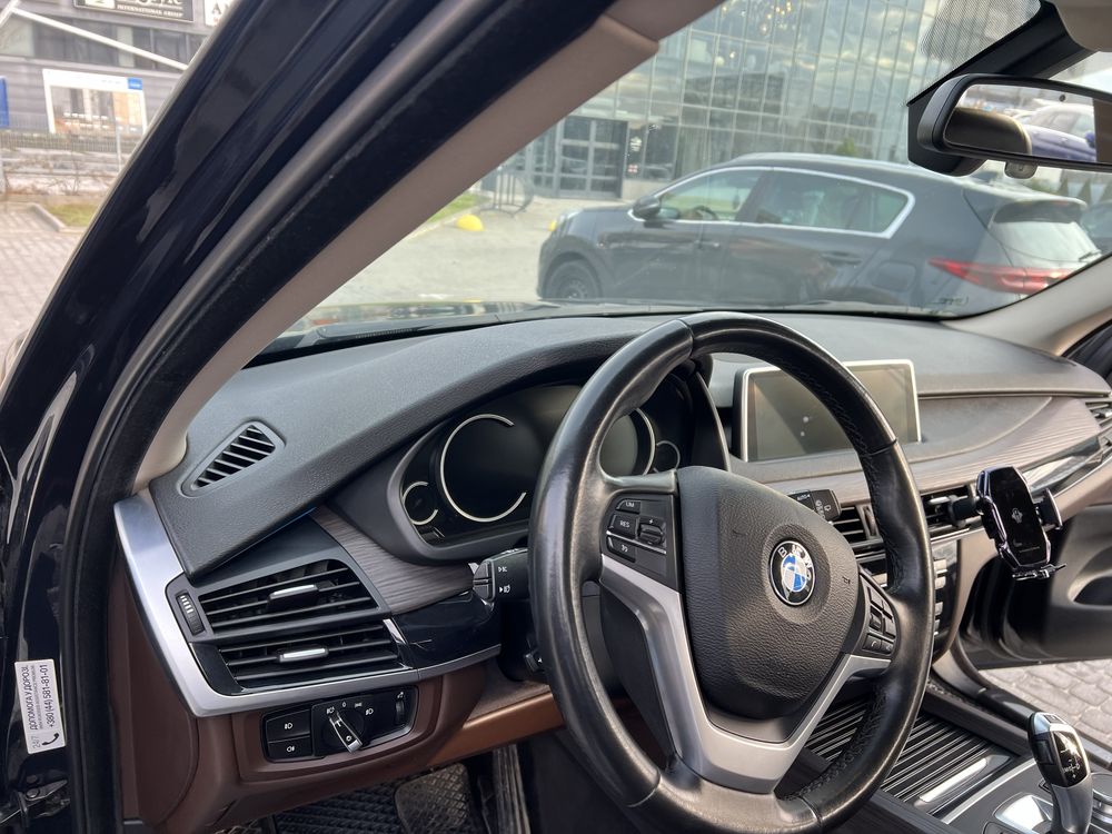 BMW офіційно з прозорою історією на Баваріі центрі