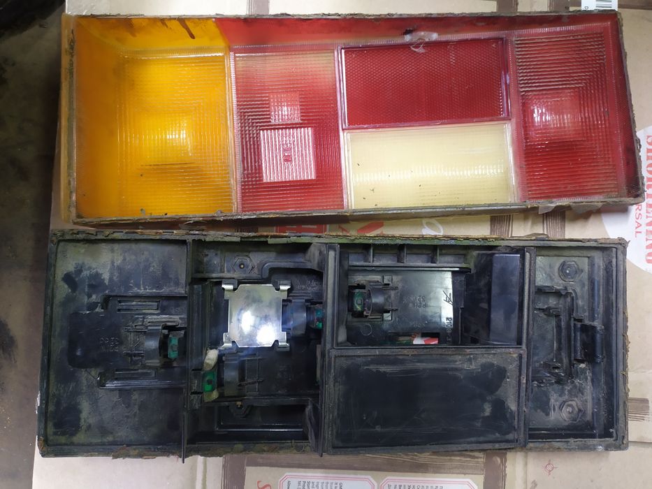 Кожуг руля , проводка на фари , катушка ,  задні стопи