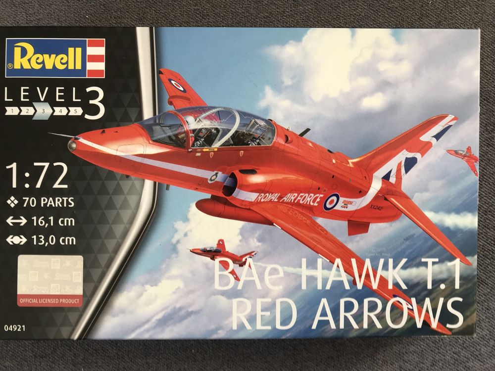 Model do sklejania Revell 04921 BAe Hawk T.1 Red Artows