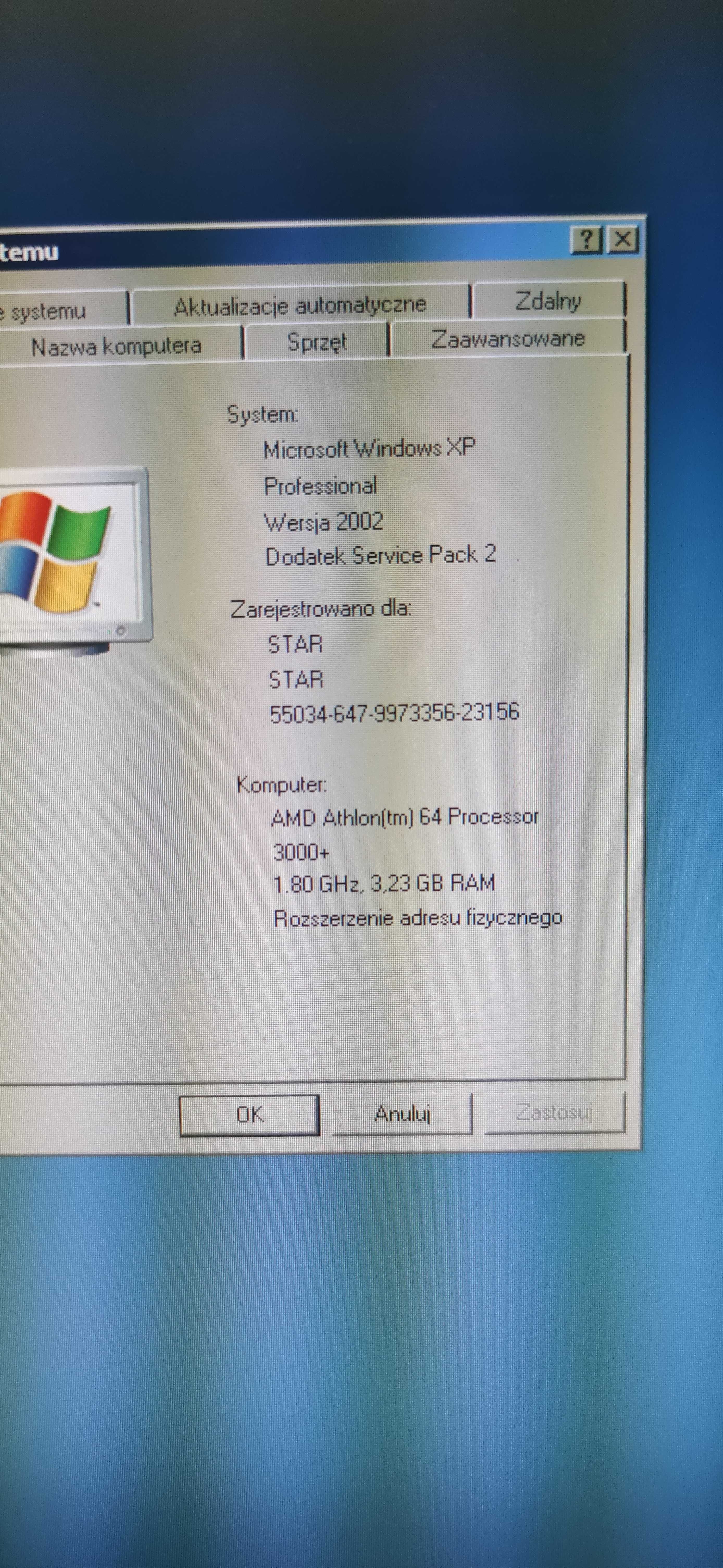 Komputer AMD 3000 - 4 GB RAM