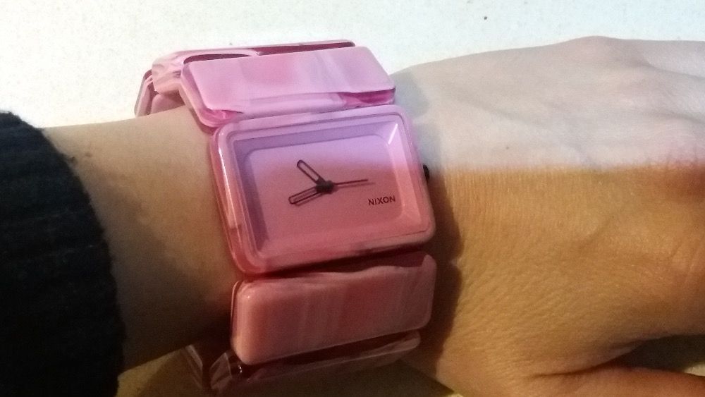 Relógio rosa NIXON