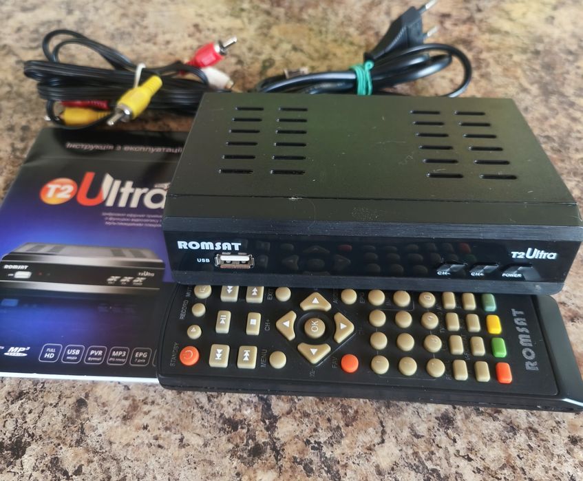 Приймач Т2 Romsat Ultra.
