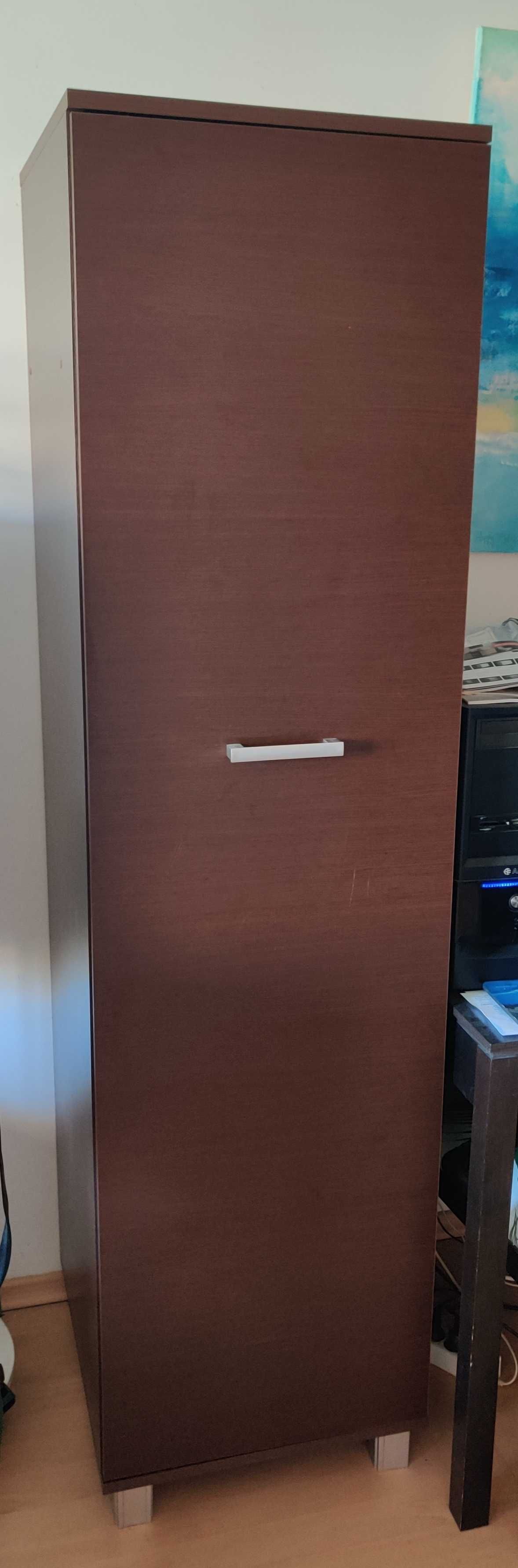 Szafka pokojowa otwierana, w kolorze brąz / wenge