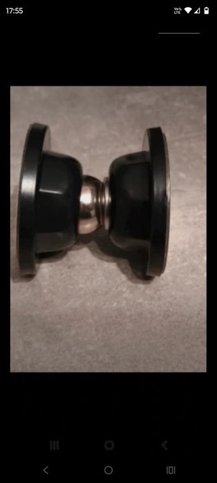 Odbojnik stopper do drzwi magnetyczny