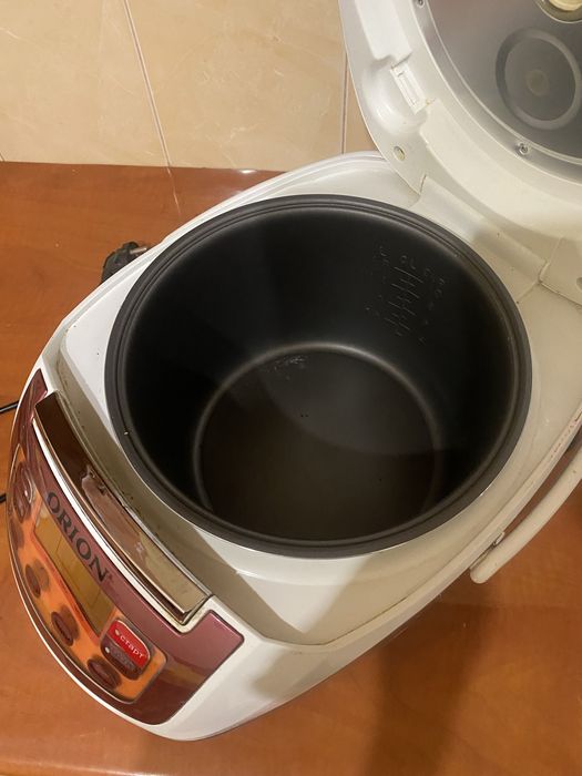 Продам Мультиварка бу