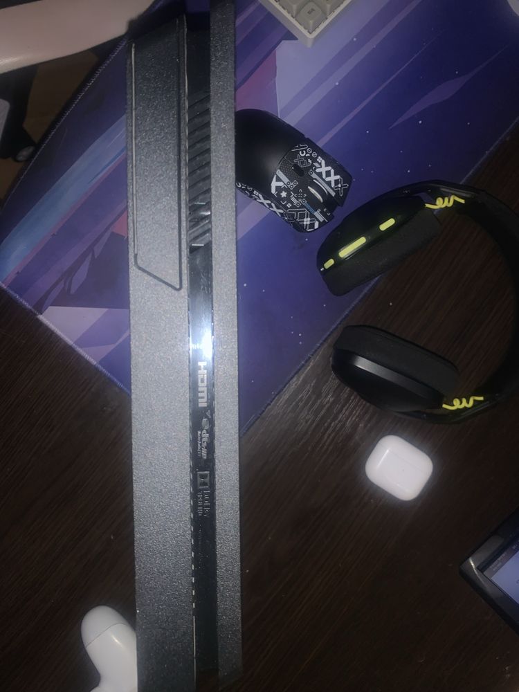 Playstation 4 slim 1 tb