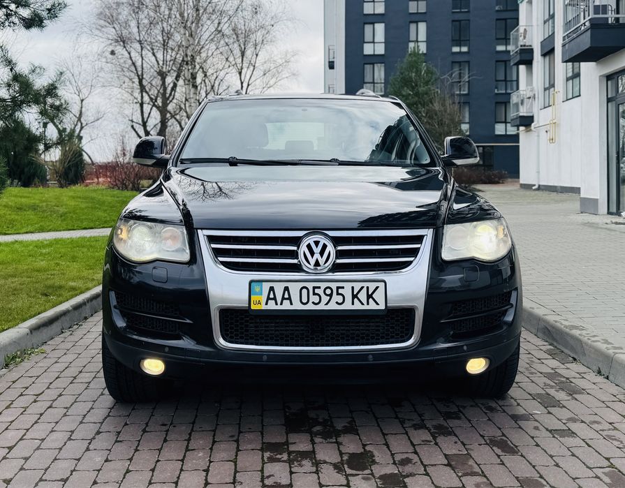 Продам Volkswagen Touareg 2008 рік 3.0 Дизель в хорошому стані!