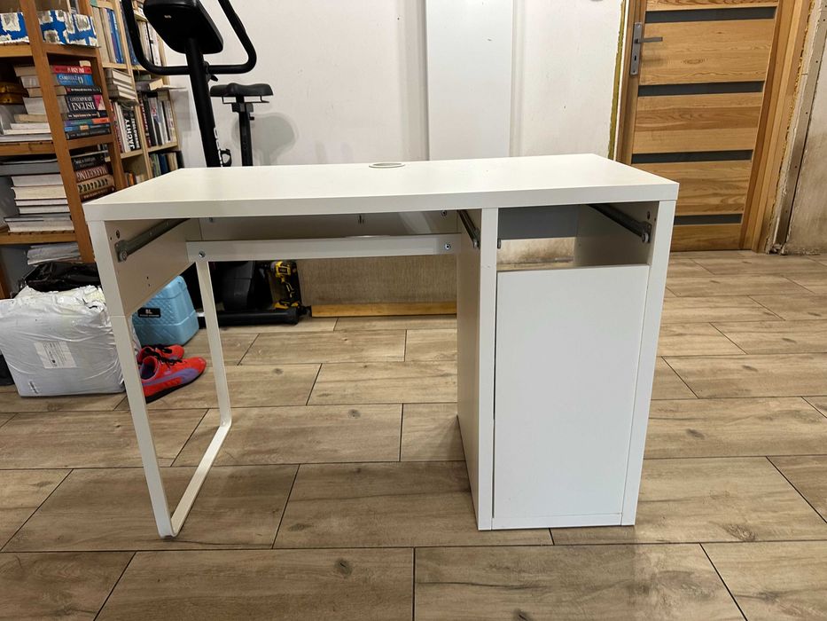 Biurko białe - właściwie nowe