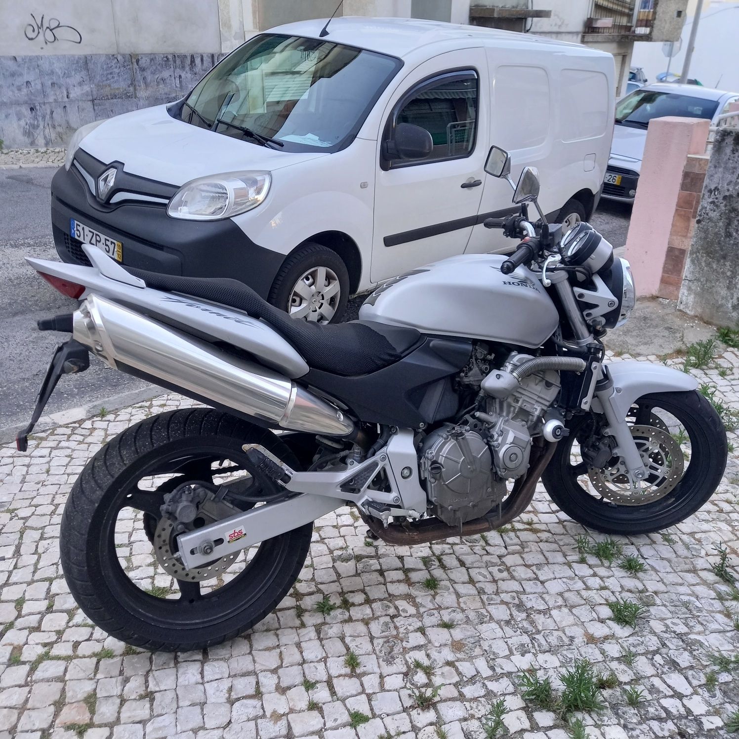 Honda hornet 600