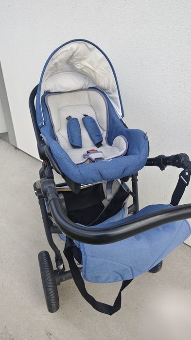 Продам дитячу коляску Tuttis Zippy 3 в 1