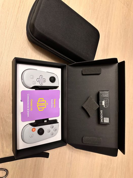 Геймпад Backbone One PlayStation Edition for iPhone White (BB-02-W-S)