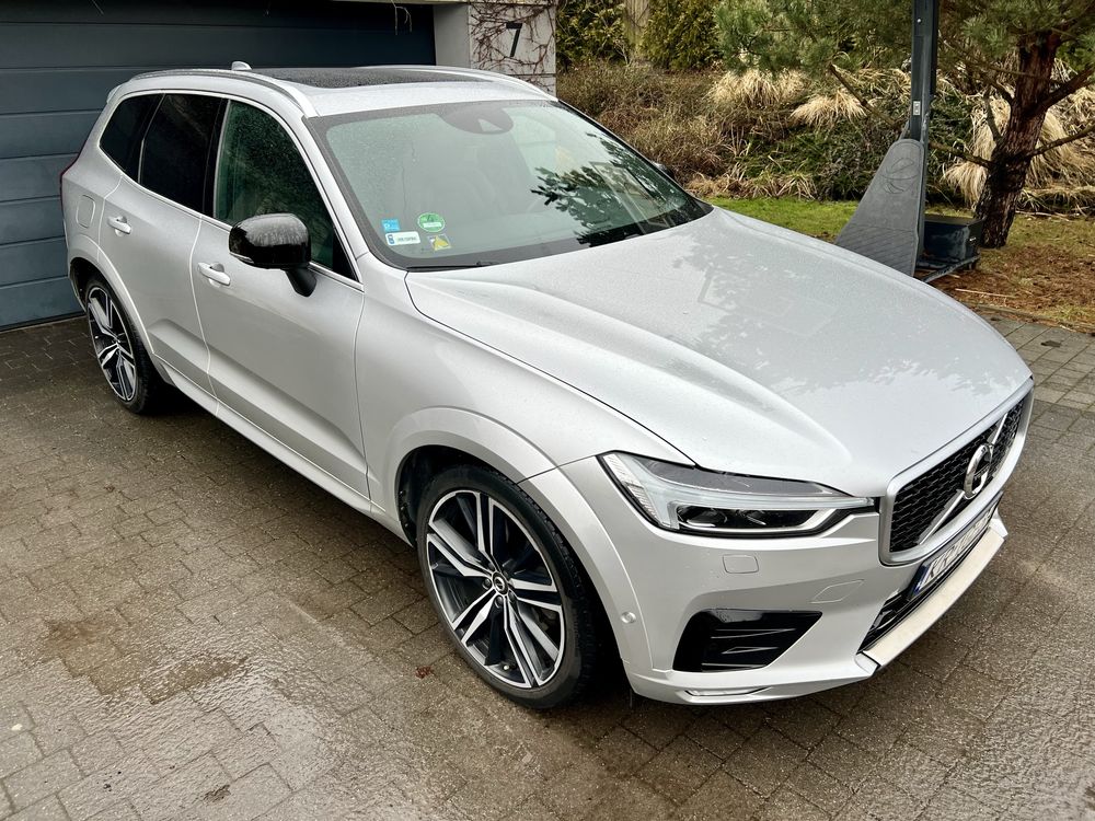 Sprzedam Volvo XC 60 T5 AWD R-Design