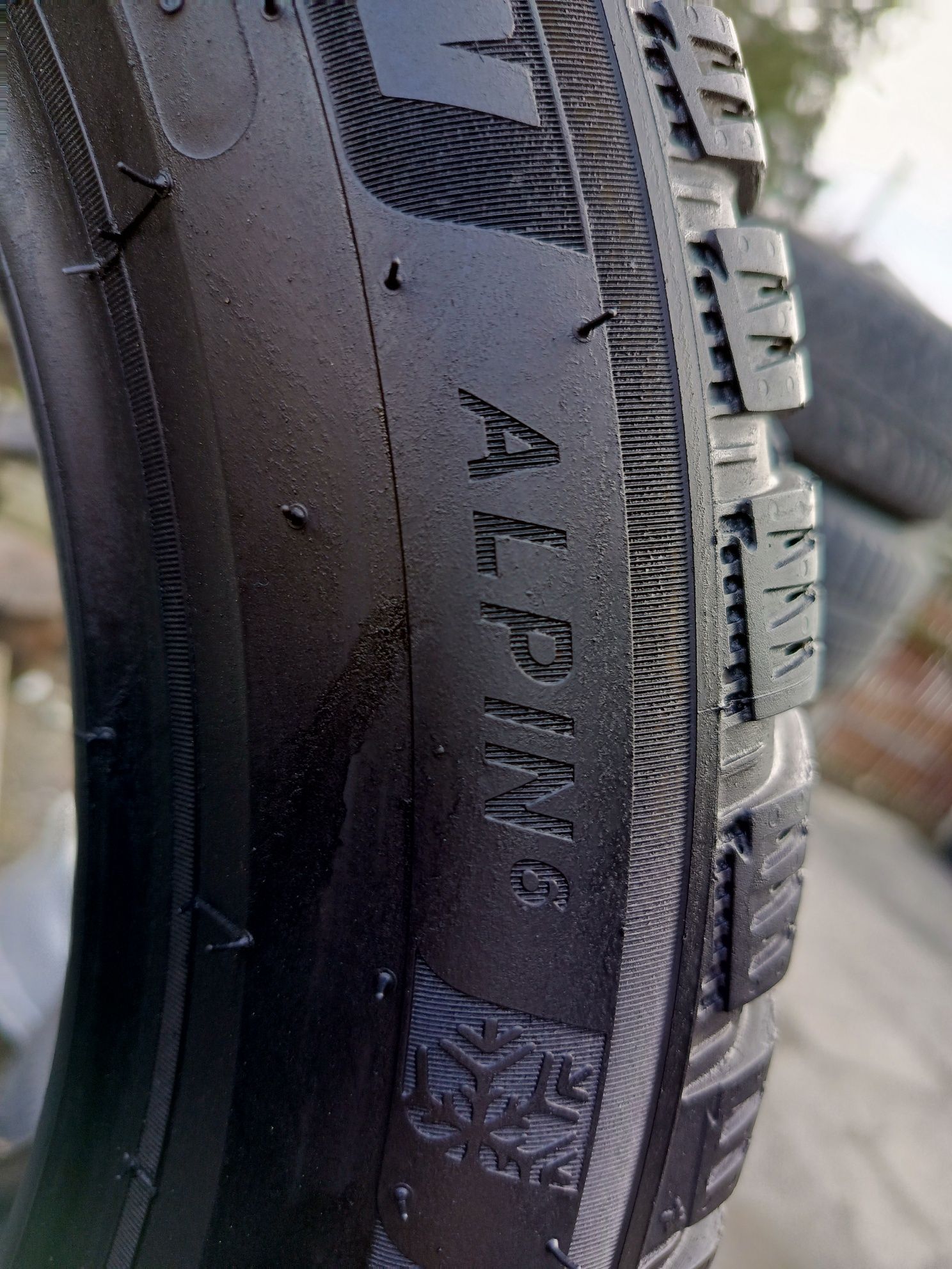 Sprzedam oponę pojedynczą 195/55 r16 Michelin