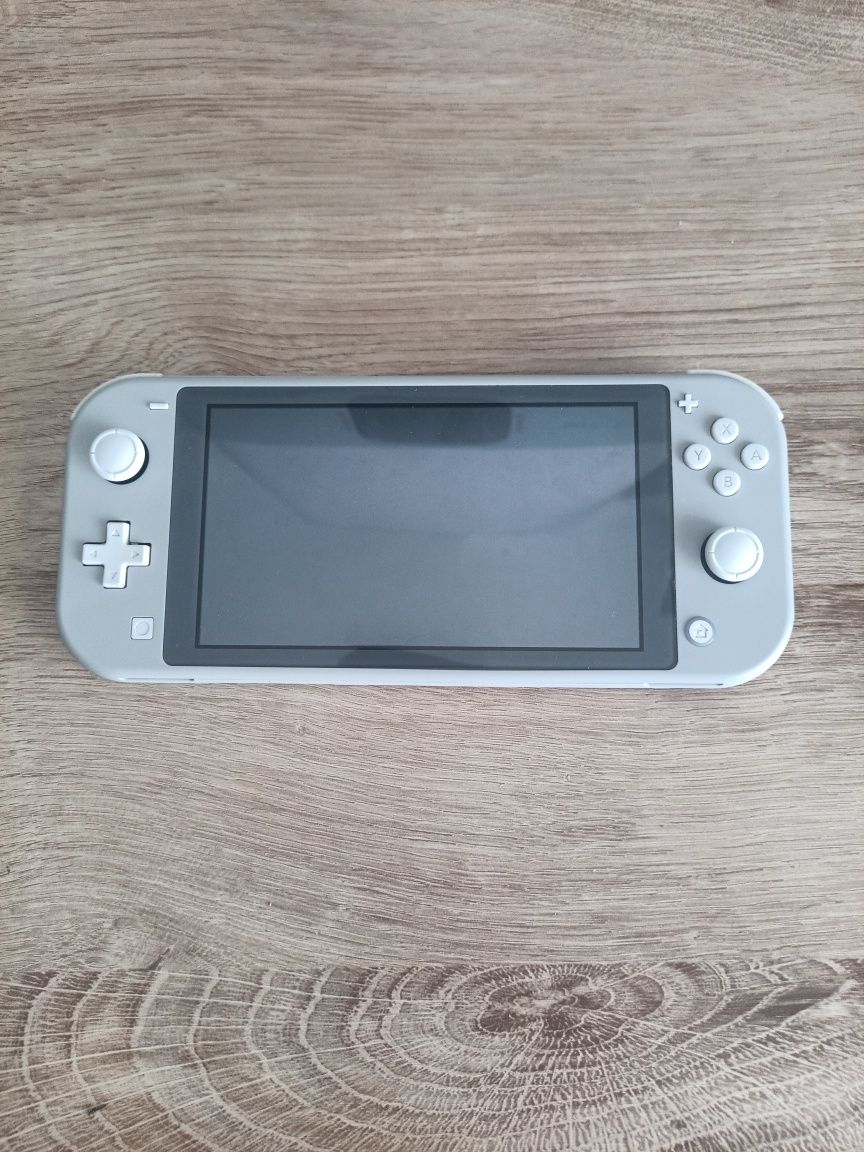 Nintendo Switch Lite + Suporte com Pegas + Capa Nova
