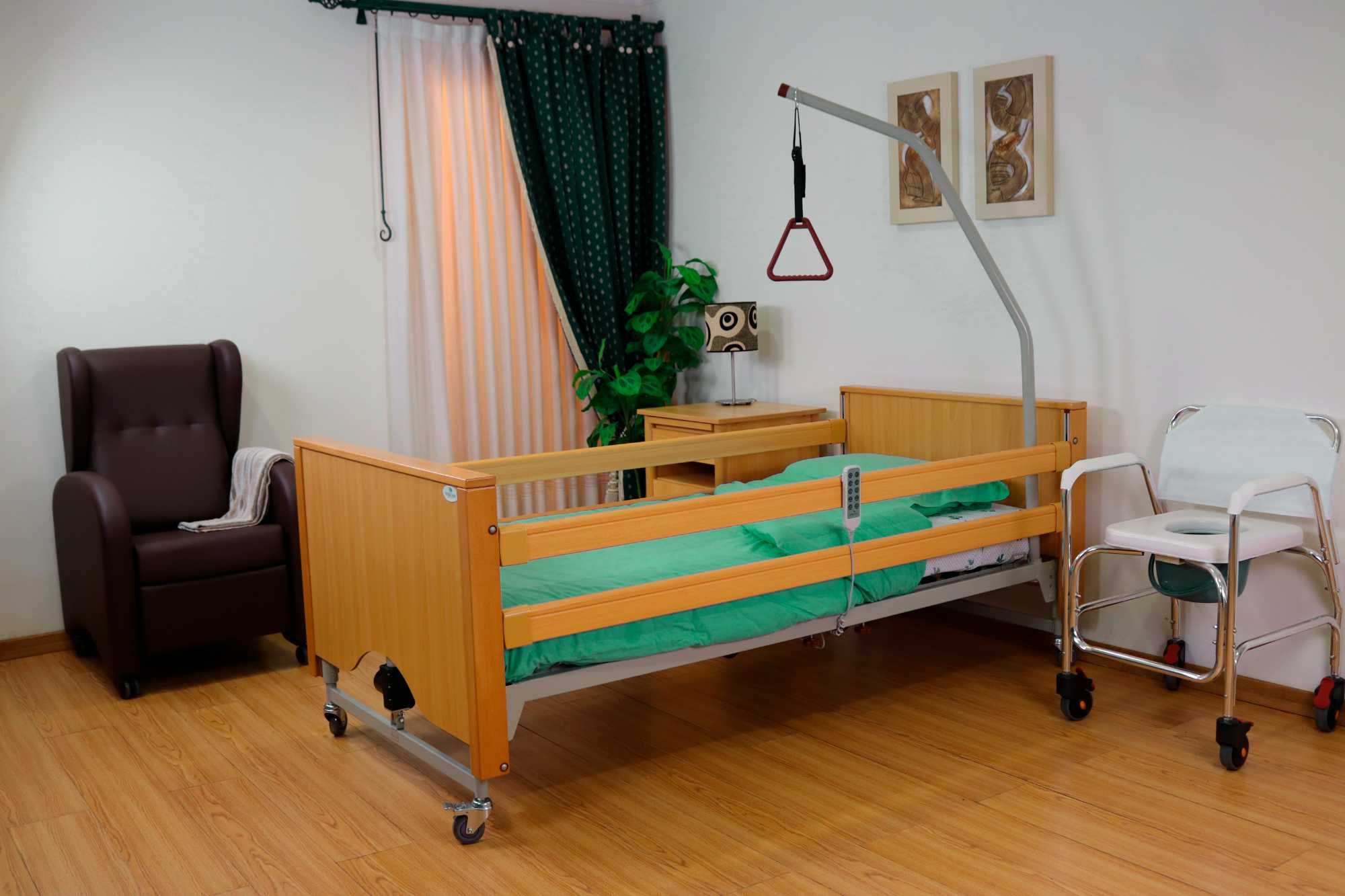 Cama Articulada Elétrica de Decúbito Hospitalar DELTA-5F-R