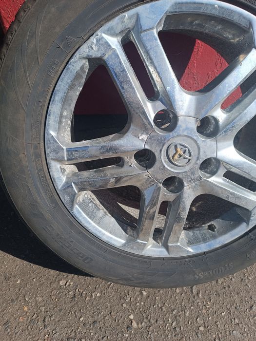 Диски с зимней резиной 275/55R20, TOYOTA TUNDRA