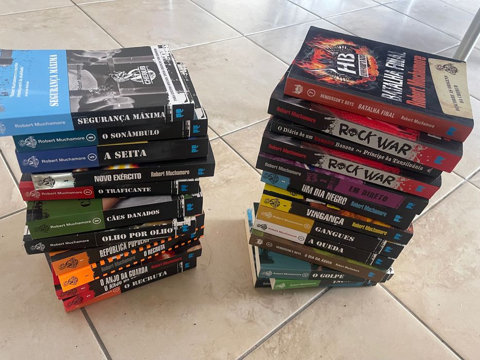 Livros juvenis Robert Muchamore
