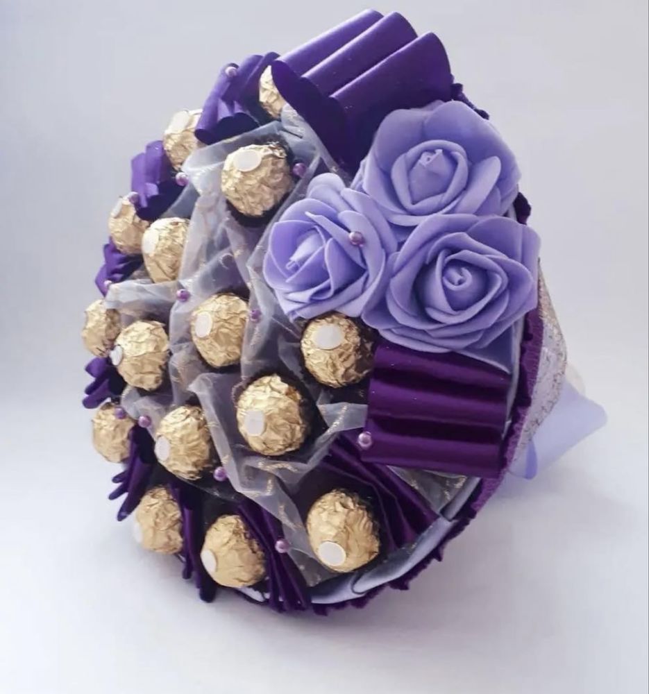 Букет із цукерок Ferrero Rocher, солодкий букет, букет из конфет
