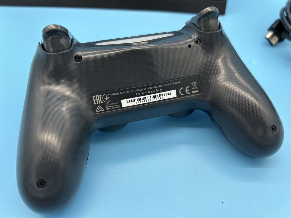 #1257 konsola playstation 4 ps4 pro 1Tb 12.00 CUH-7016B pad