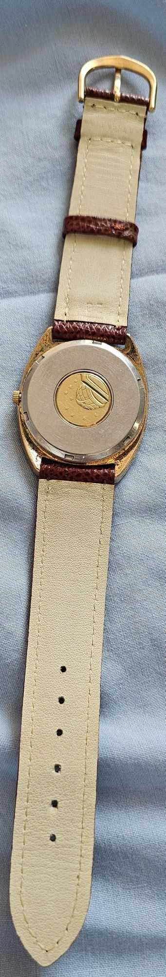 Omega Constellation Automático “C-Case” Ref. 168.0056 36mm