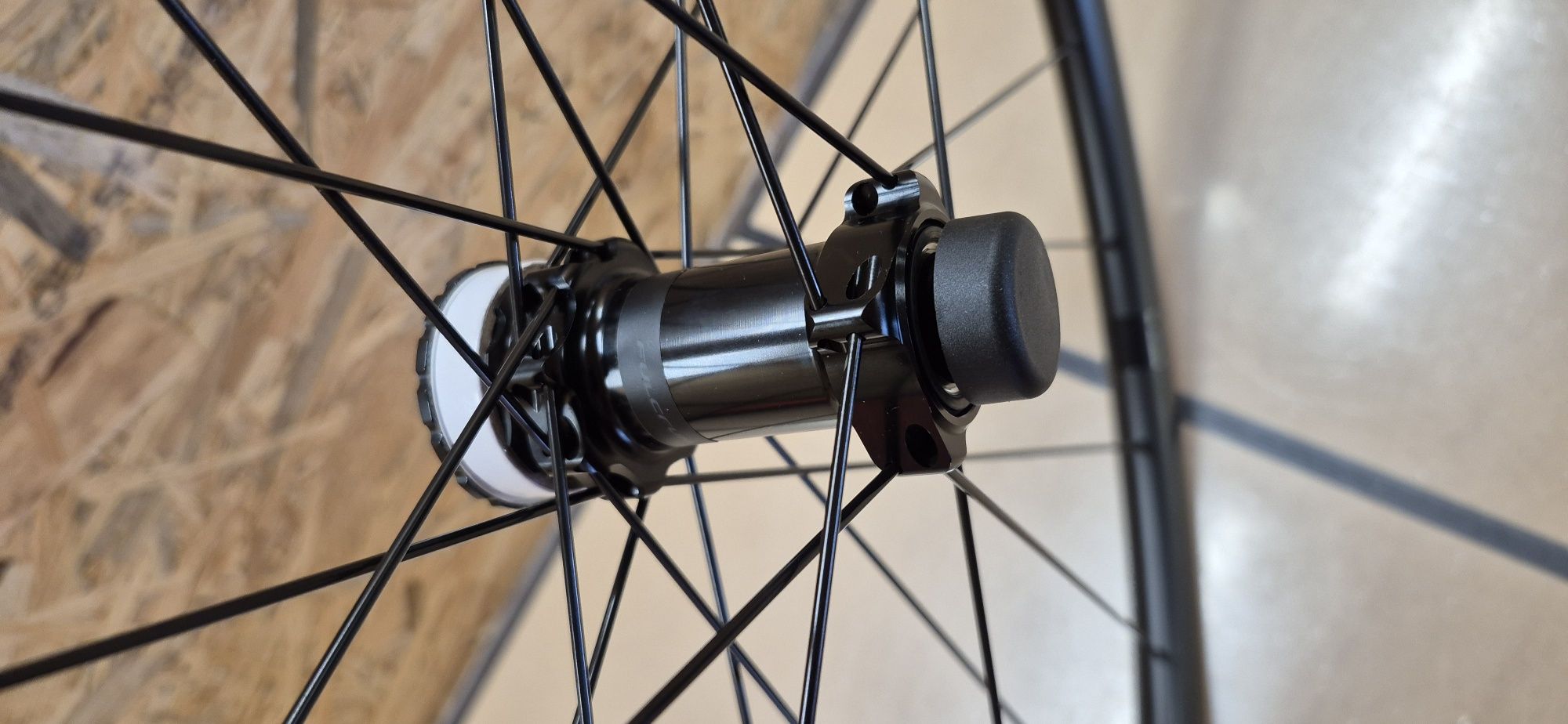 Nowe. Koło Fulcrum Racing 600DB. Przód.