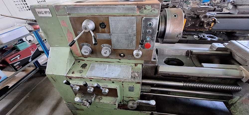 O Torno Mecânico Tarnow 1500mm