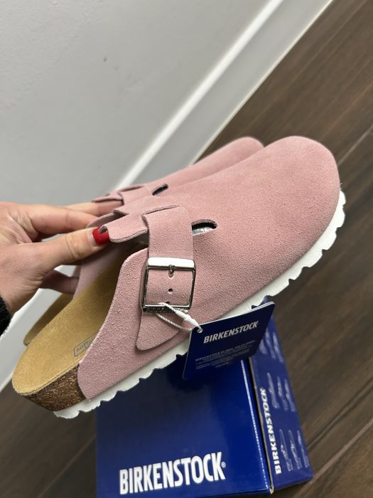 Birkenstock boston bs rozowe pudrowy roz klapki chodaki zamszowe skora