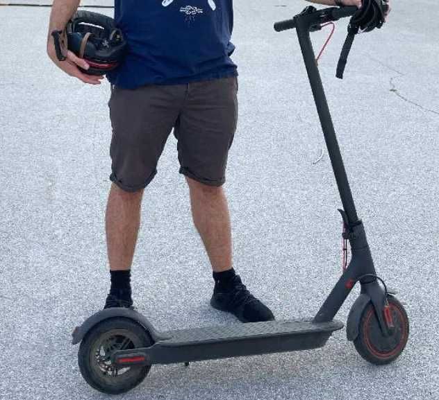 Электросамокат с двигателем 500W Mi Scooter M365 Pro 10.4 Ah.Гарантия