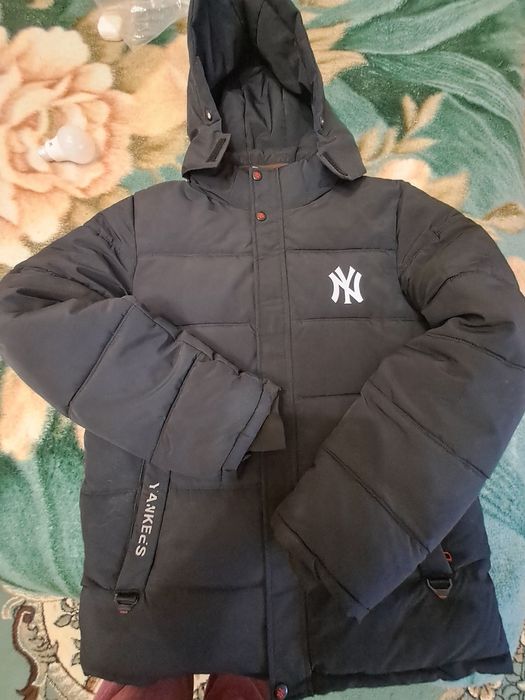 Зимова куртка на тинсулейті, розмір 50-52,б/у