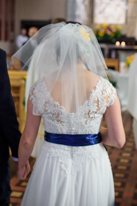 Suknia ślubna, r. 38, super stan, klasyczna z koronkami