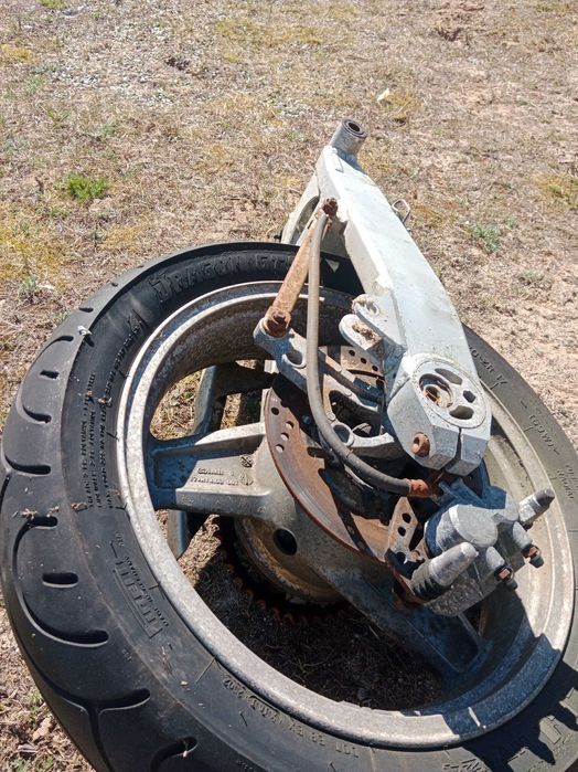 kawasaki zr750 zr 750 zephyr wahacz tylna felga koło zacisk tarcza