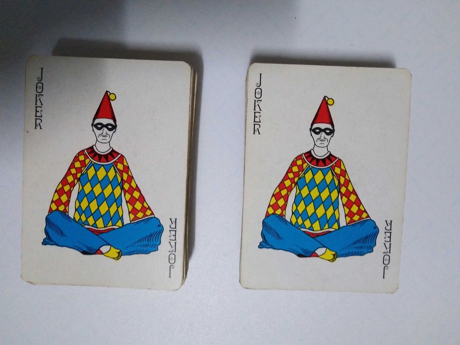 Caixa Madeira + 2 Baralhos Cartas "Tempográfica SARL Lourenço Marques"