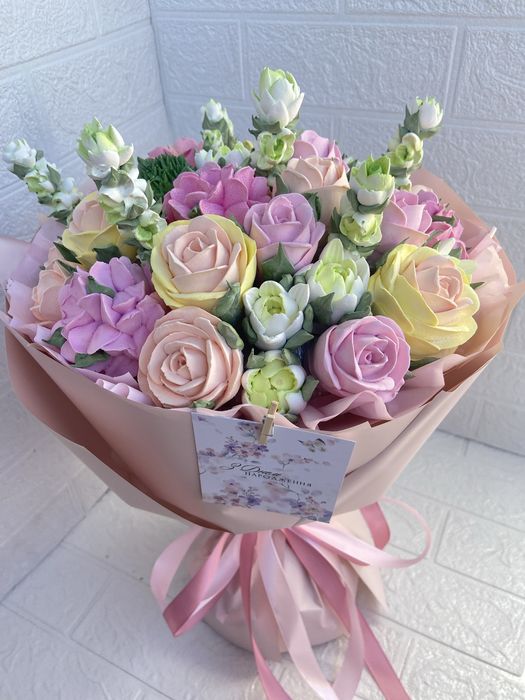 Эксклюзивные букеты цветов из зефира