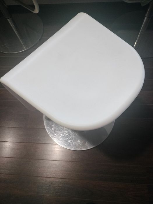 Ikea Urban stołek barowy hooker