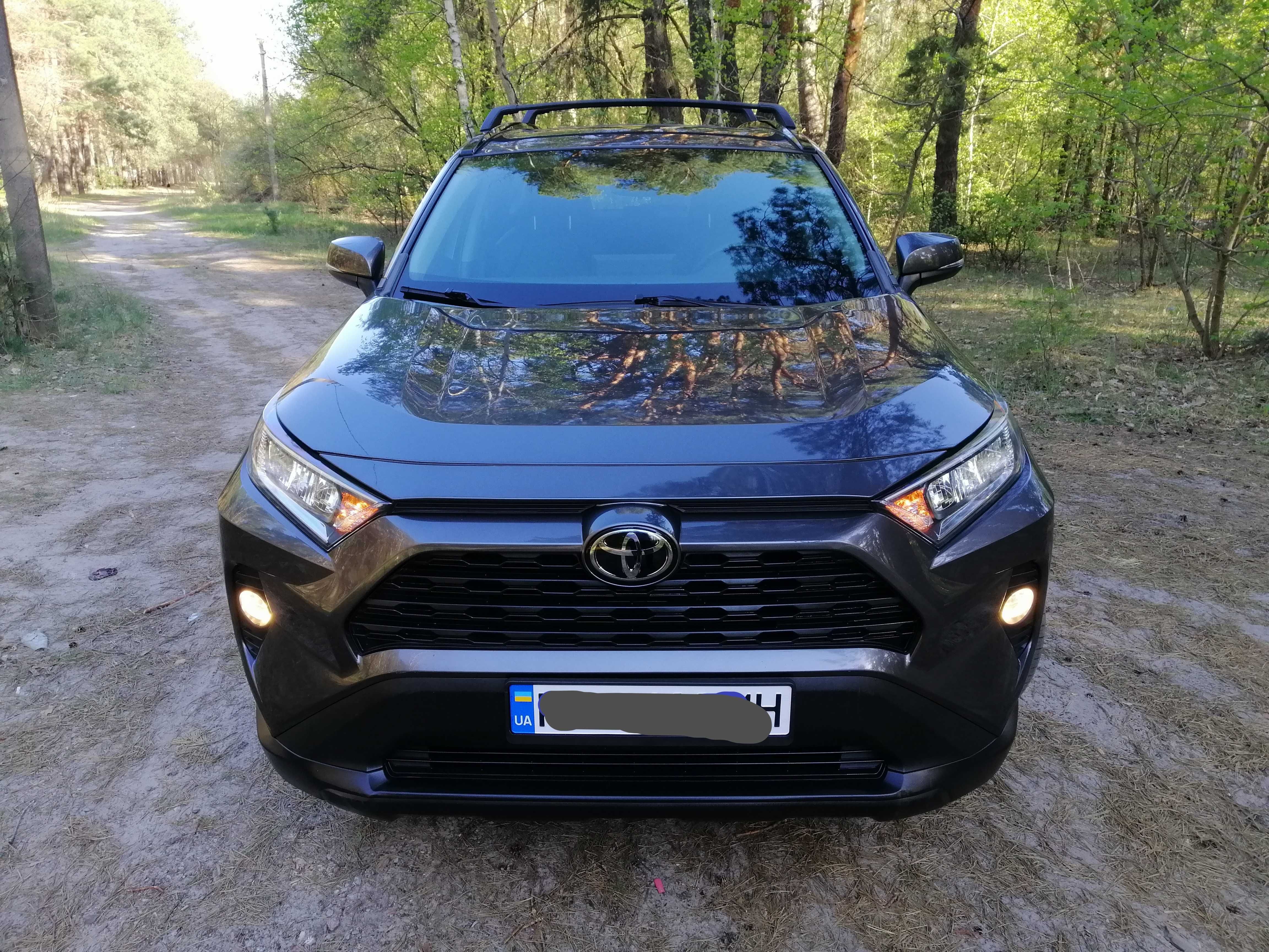 Toyota RAV4 на Автомат 2.5л 2021года Максимальная ОБМЕН