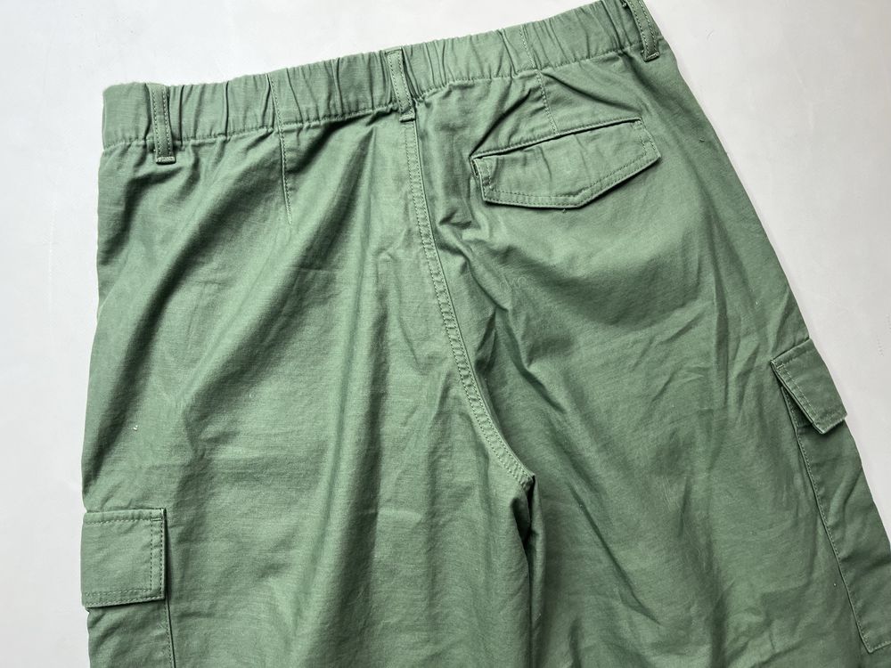 Uniqlo карго штани