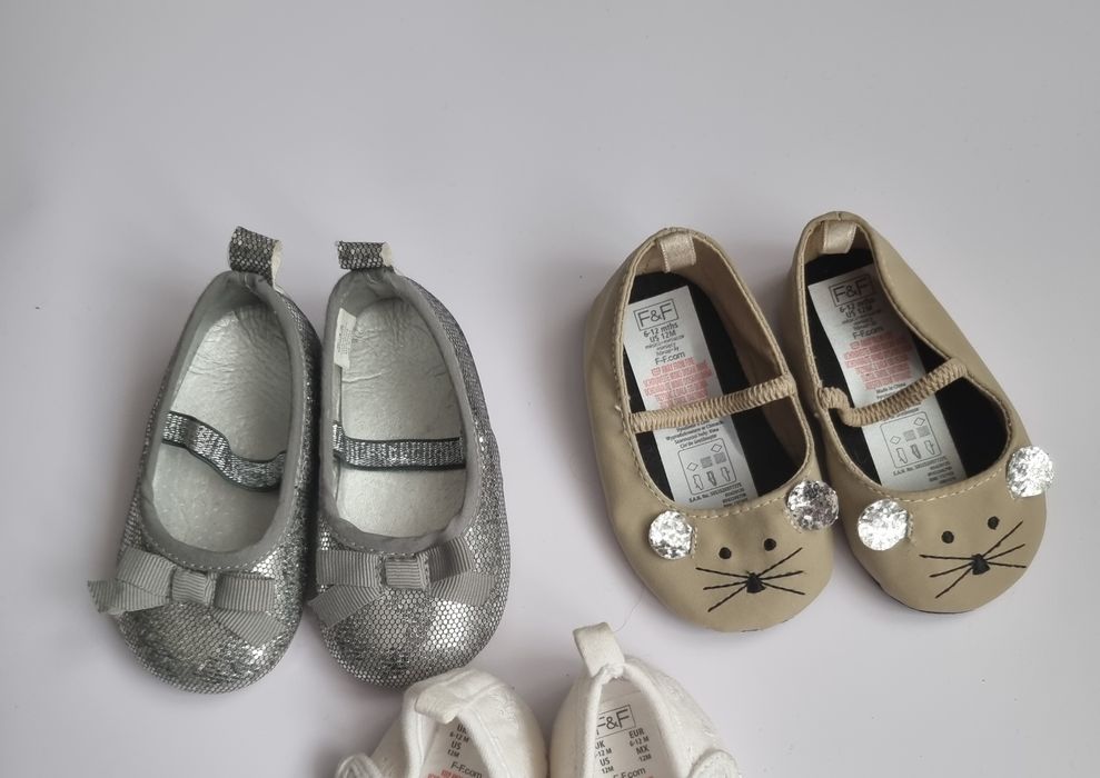 Buty baleriny dla dziewczynki rozmiar 18 niechodki