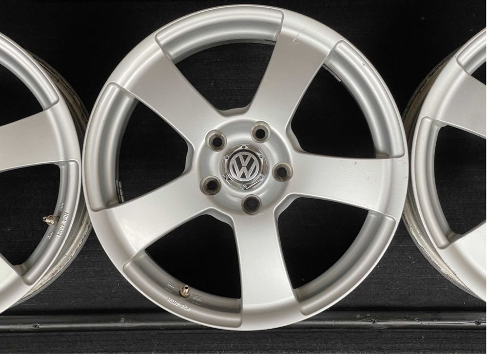 Диски R17 5/112 Skoda Octavia A5 A7 A8 Superb Karoq VW Passat B7 B8