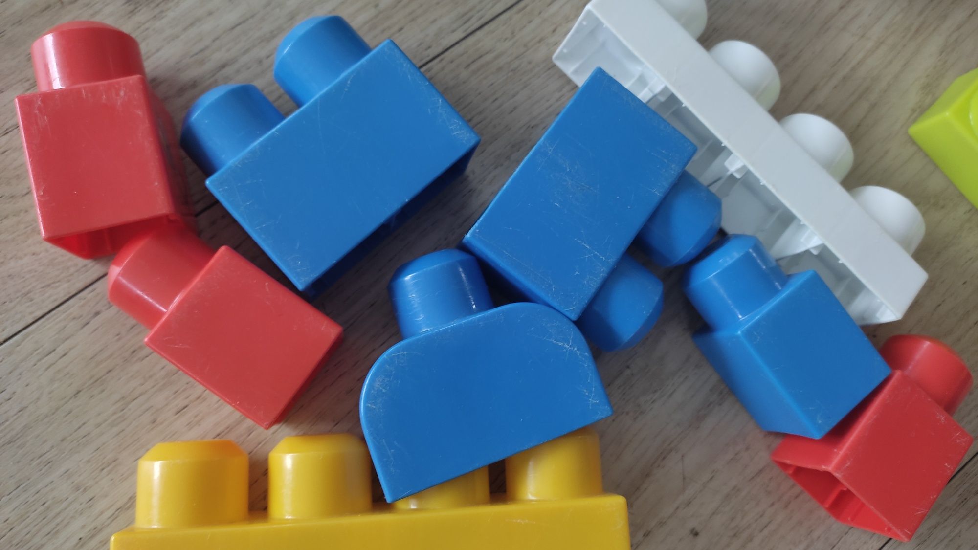Klocki Mega Bloks tor wyścigowy