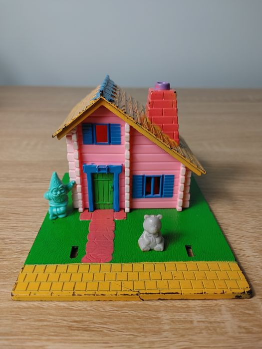 Mini domek domeczek polly pocket skrzat miś vintage lata 90