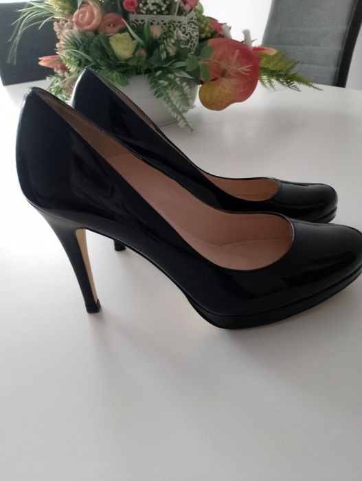 Czarne szpilki firmy Stockholm rozmiar 40