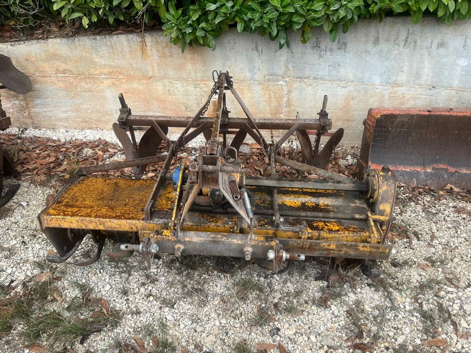 Trator Goldoni 35 cv