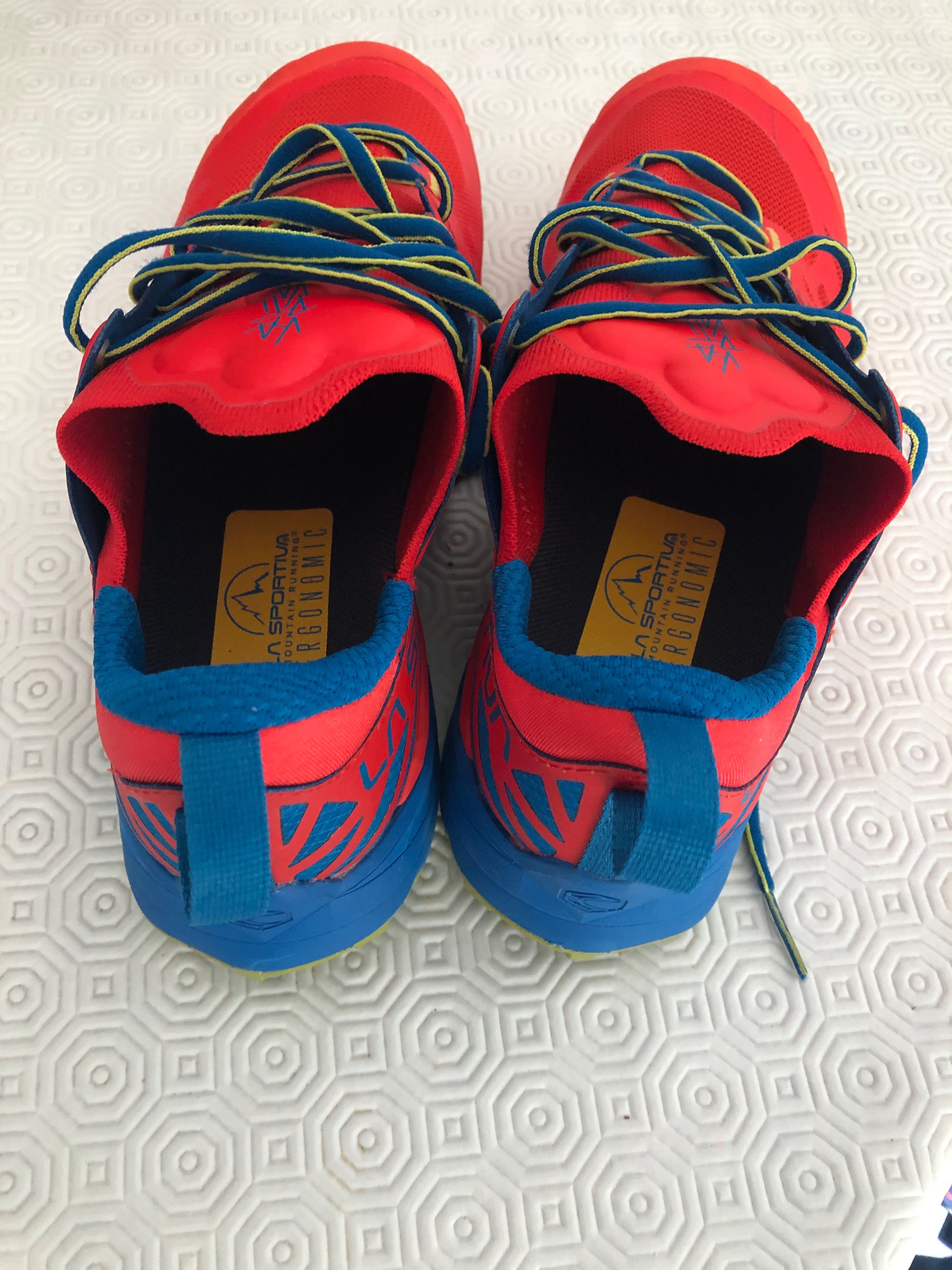 Sapatilhas trail la sportiva