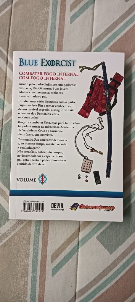 Vendo Mangá Blue Exorcist v.1