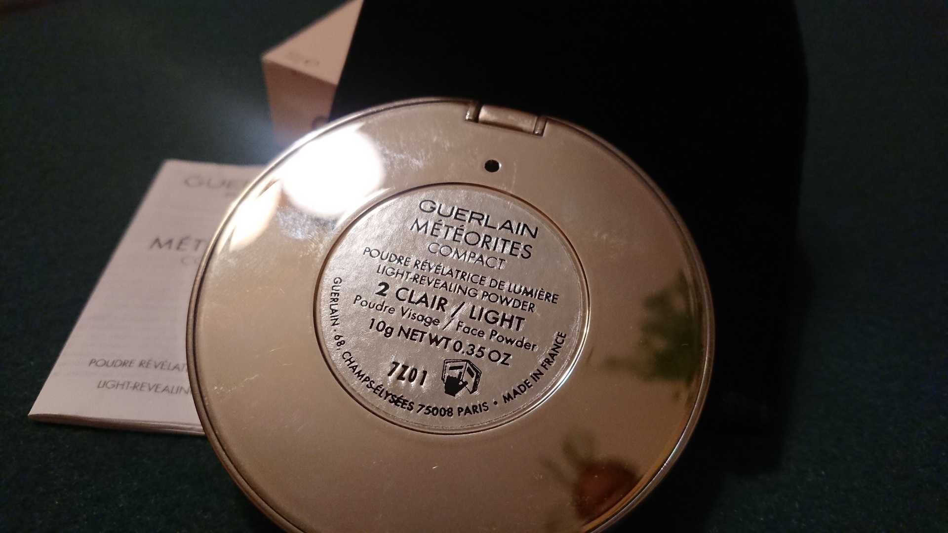 Guerlain Meteorites Compact 2 Clair/Light puderniczka lusterko ideał