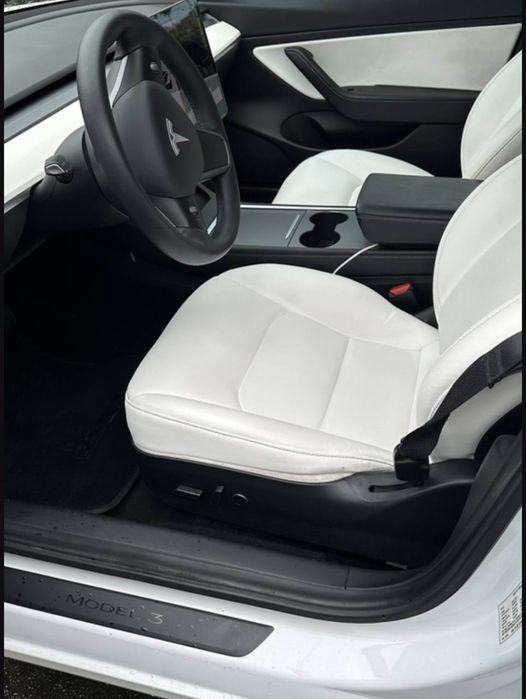 Аренда Tesla Model 3 Dual motors 2021 года  82квт/ч 500 км хода