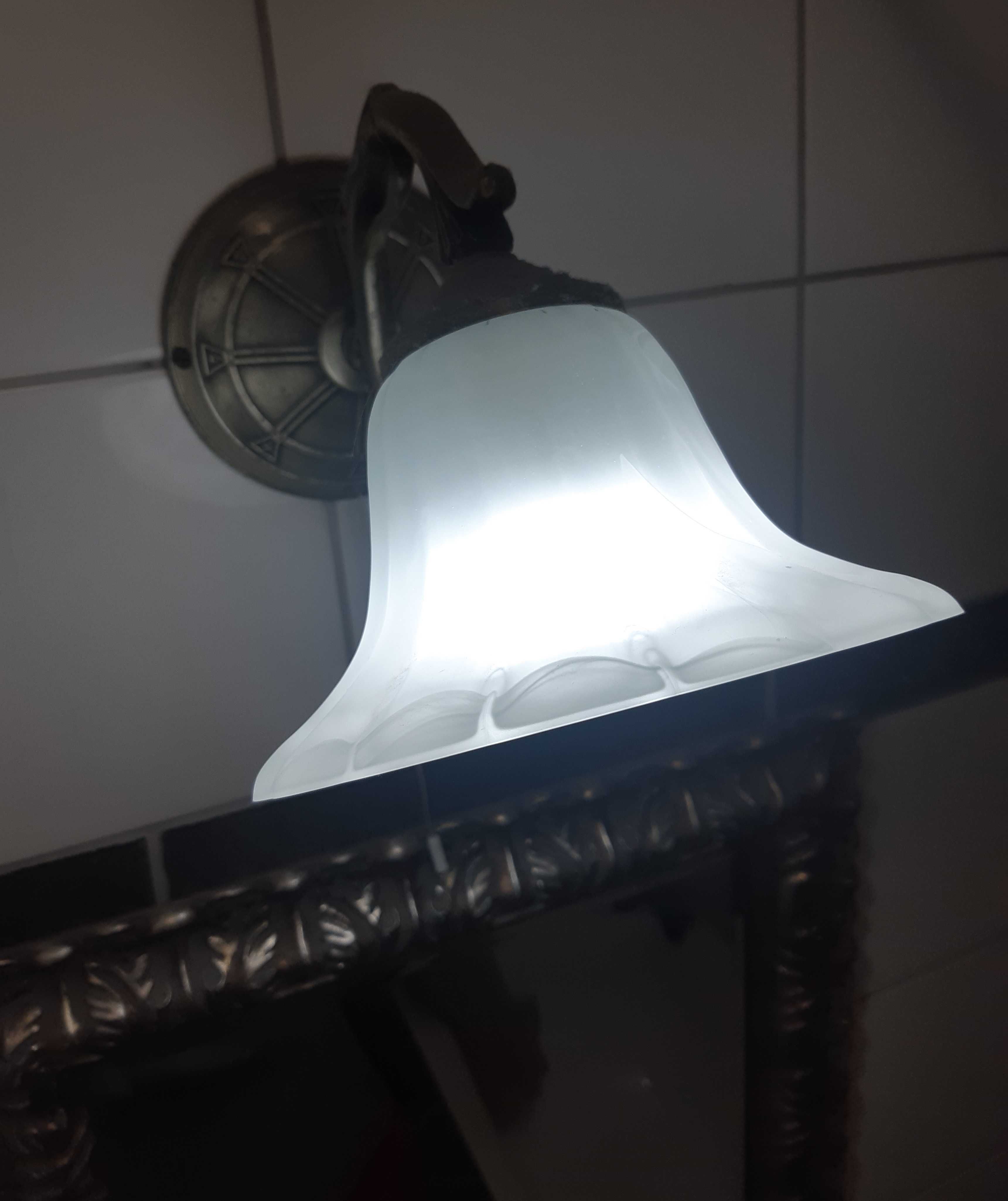 MLECZNY KLOSZ do KINKIETU lub lampki * szklany biały