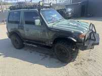Mitsubishi Pajero 2